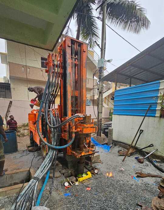 Water borewell drilling for restaurants Maragondanahalli, Borewell for vacation rental properties