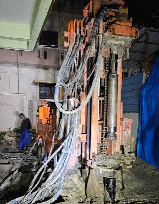 Deep water borewell drilling near me, Borewell drilling for high water output Maragondanahalli
