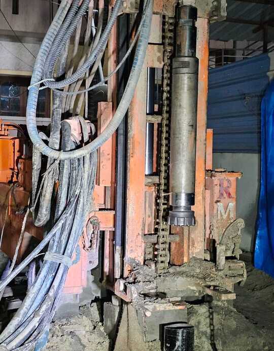 Latest borewell drilling machines, Borewell services with latest technology Maragondanahalli